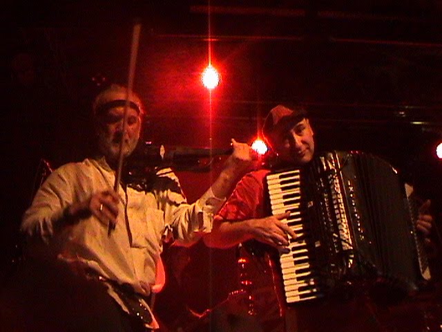 Gogol Bordello © Ze Sikret Skvirel (Zasph!)