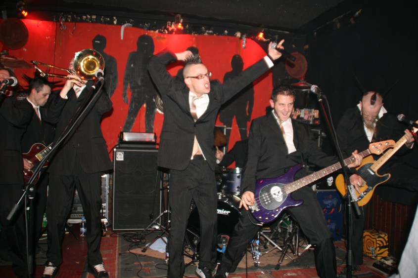 Kiemsa © Ze Sikret Skvirel (Zasph!)