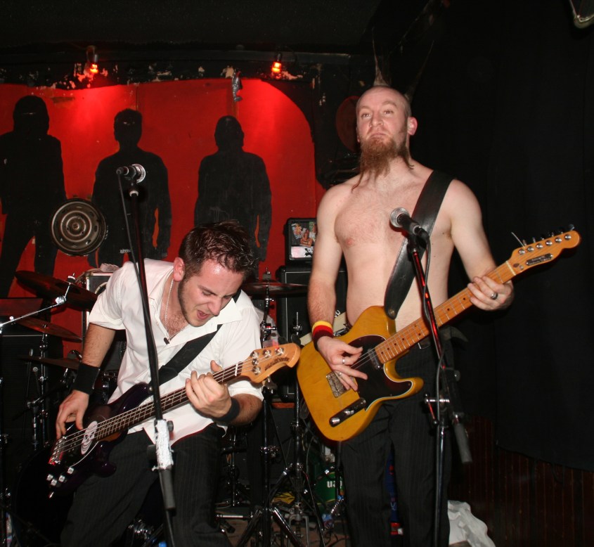 Kiemsa © Ze Sikret Skvirel (Zasph!)