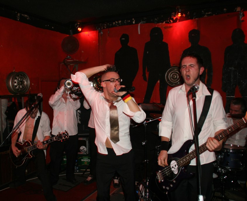 Kiemsa © Ze Sikret Skvirel (Zasph!)