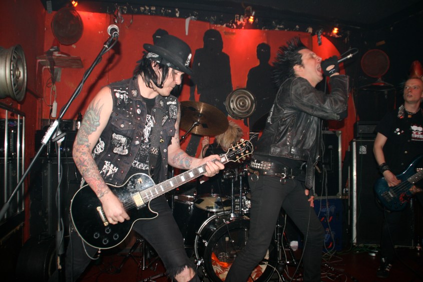 Total Chaos © Ze Sikret Skvirel