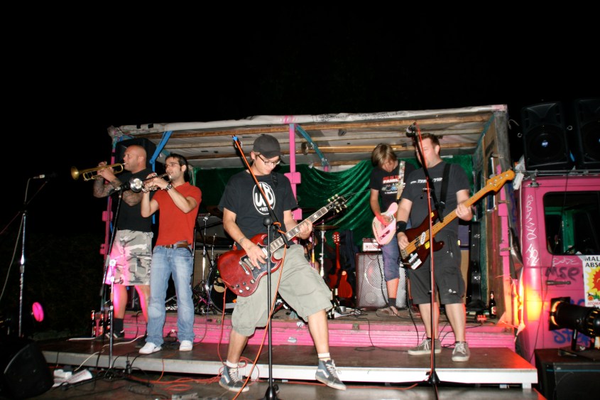 Karoshi © Ze Sikret Skvirel (ZASPH!)