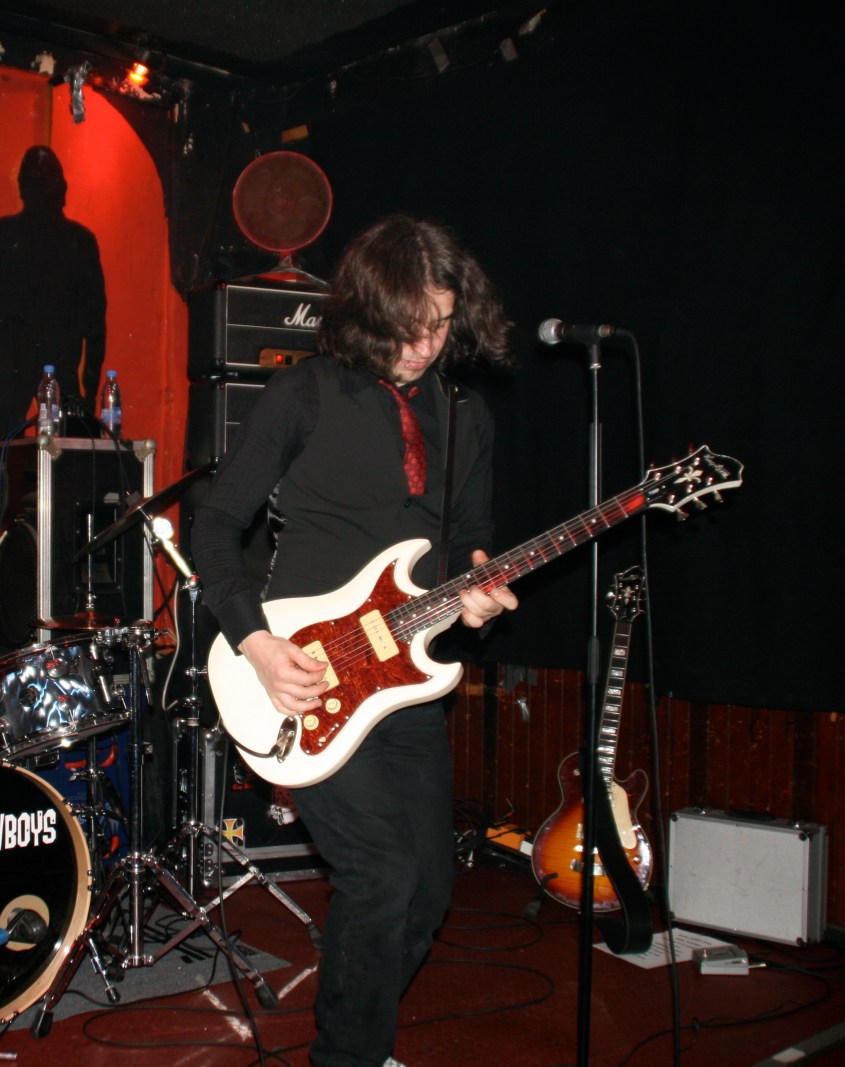 Ass Radio Chicks © Ze Sikret Skvirel (Zasph!)