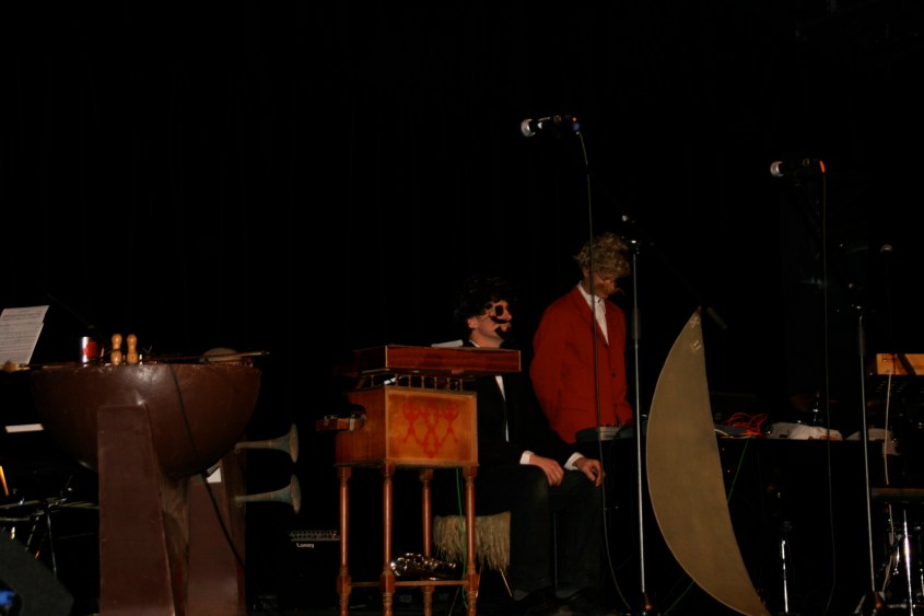 Novaya Insolvanya Symphony Orchestra 