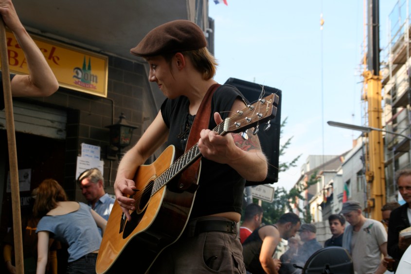 Buskin' Crazy © ZASPH!