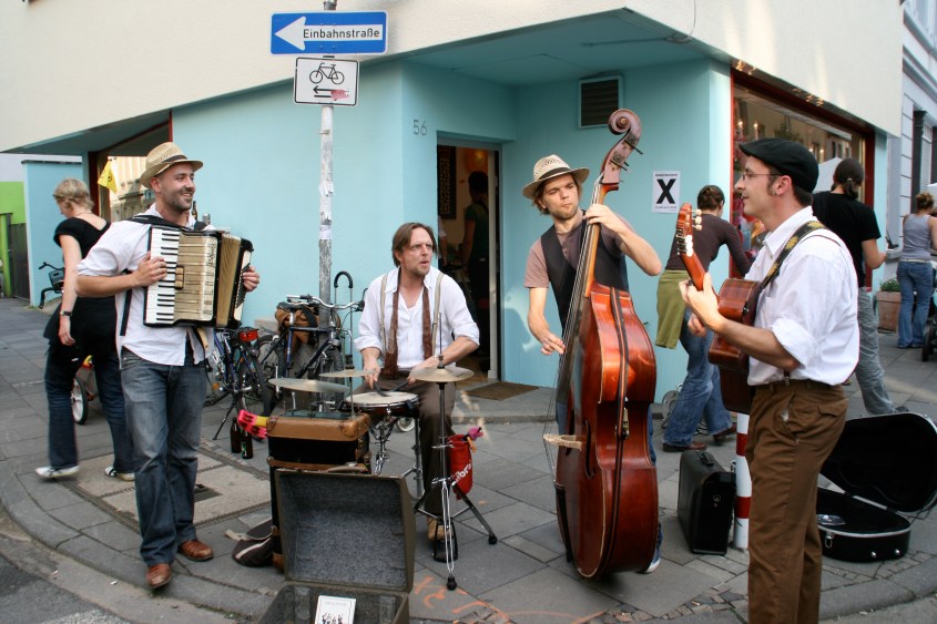 Musik For The Kitchen © Ze Sikret Skvirel (ZASPH!)