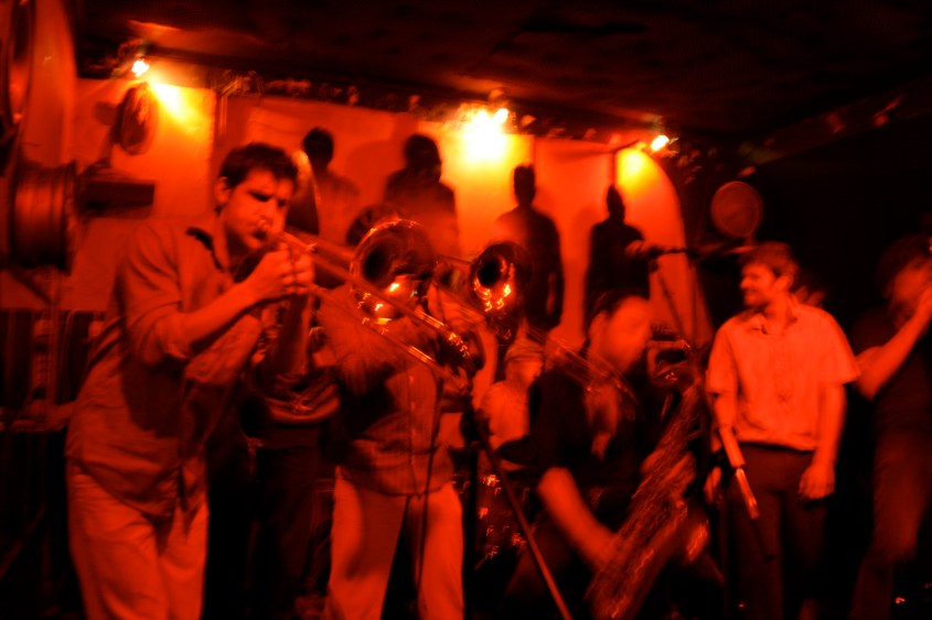 Les Touffes Krétiennes © Ze Sikret Skvirel (ZASPH!)