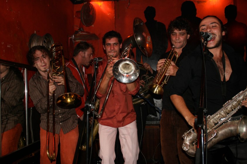 Les Touffes Krétiennes © Ze Sikret Skvirel (ZASPH!)