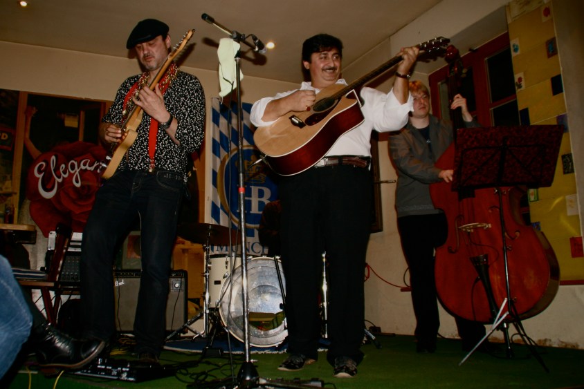 EleganCi © Ze Sikret Skvirel (ZASPH!)