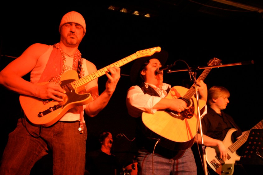 EleganCi © Ze Sikret Skvirel (ZASPH!)